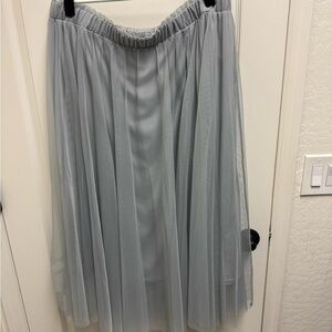 Vince Camuto Light Gray A-Line Skirt